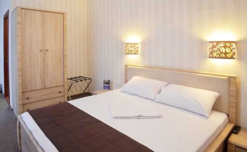 Noname Hotel Odessa エクステリア 写真
