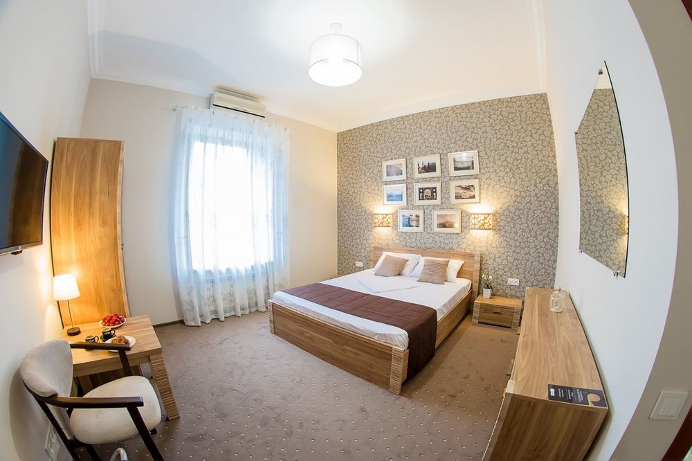 Noname Hotel Odessa エクステリア 写真