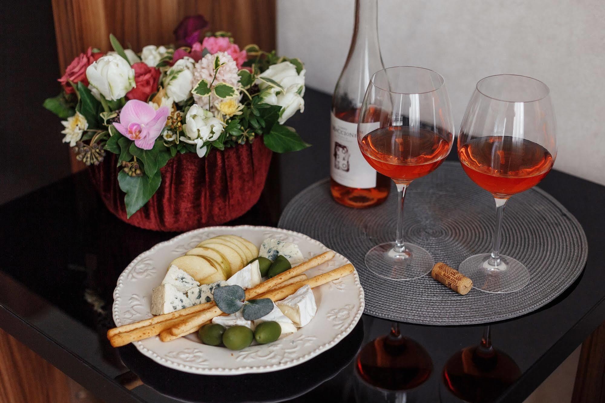 Noname Hotel Odessa エクステリア 写真