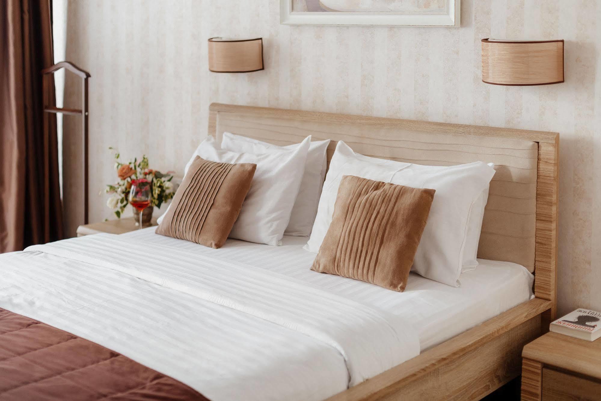 Noname Hotel Odessa エクステリア 写真
